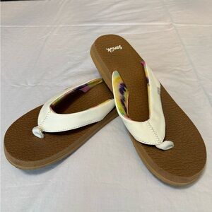 Sanuk Multicolor and White Sandals with Brown Footbed